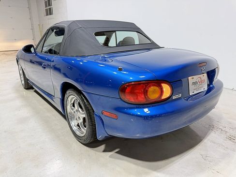 Used 1999 MAZDA MX-5 Miata Touring image 15