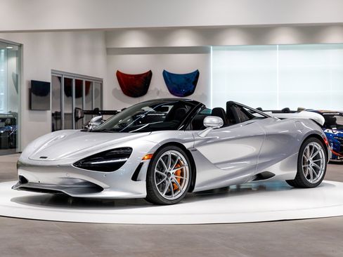 New 2026 McLaren 750S Spider image 42