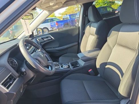 Used 2022 Mitsubishi Outlander ES AWD/4WD image 16