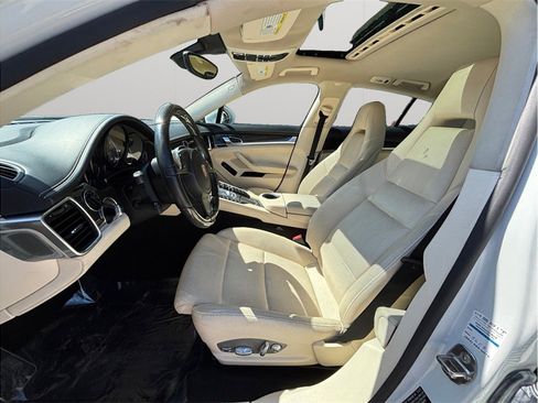Used 2014 Porsche Panamera 4S image 2