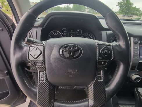 Used 2018 Toyota Tundra Limited w/ Limited Premium Package AWD/4WD image 14