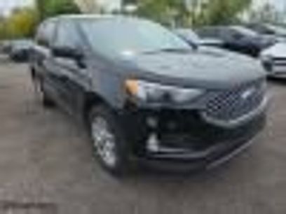 Used 2024 Ford Edge SEL w/ Convenience Package