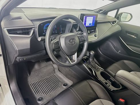Used 2024 Toyota Corolla XSE FWD image 11