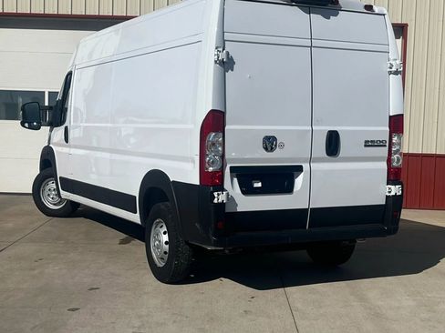 Used 2023 RAM ProMaster 2500 image 27