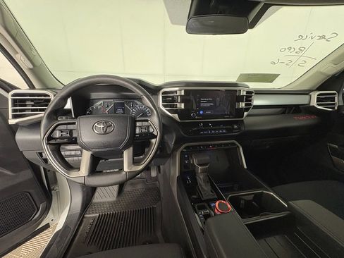 Used 2024 Toyota Tundra SR5 w/ SR5 Convenience Package AWD/4WD image 5