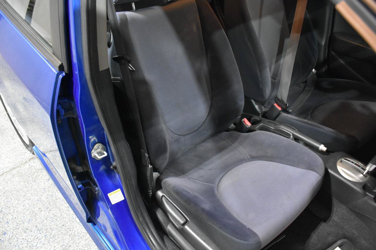 Used 2007 Honda Fit Sport image 18