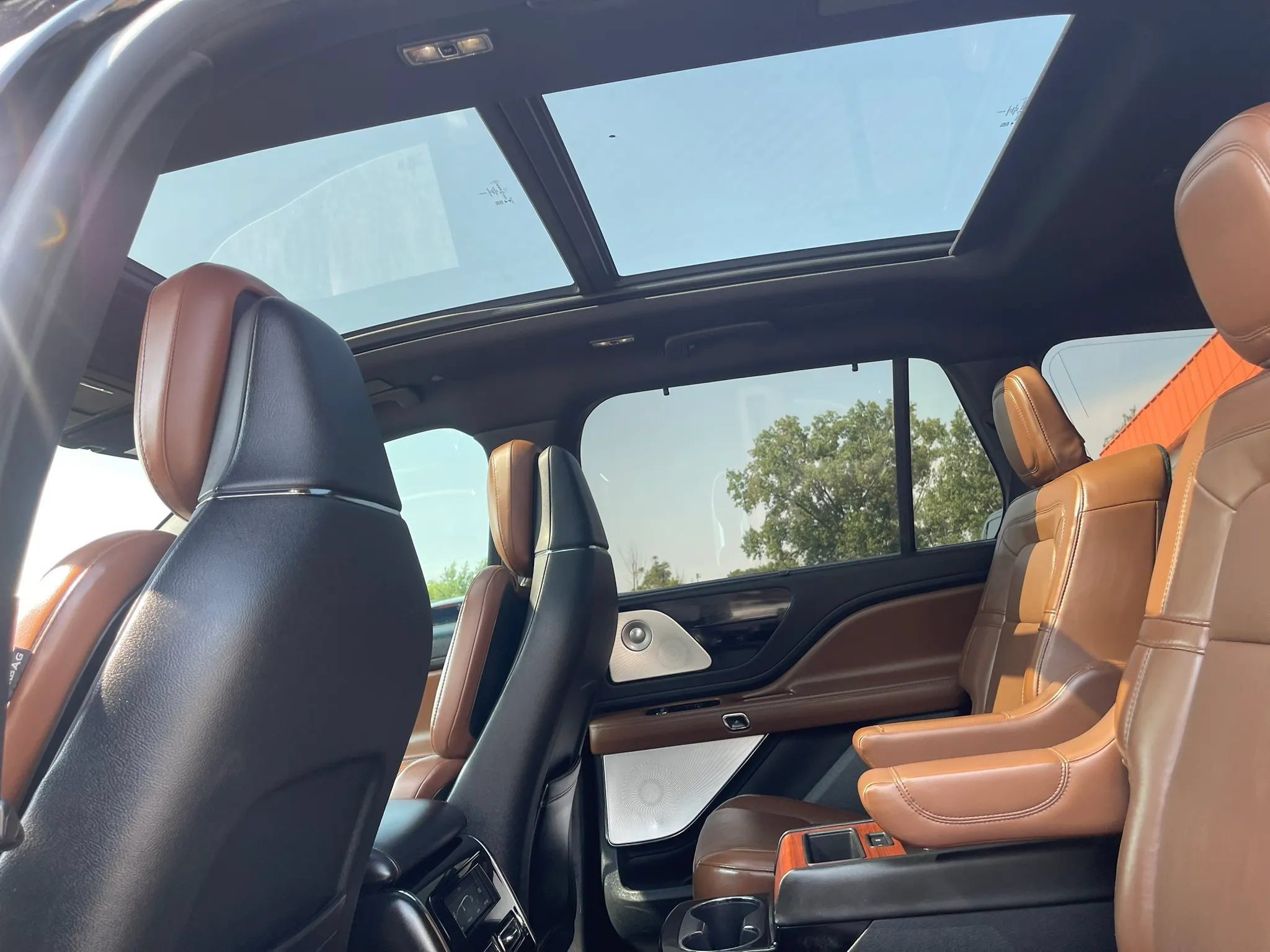 Used 2020 Lincoln Aviator Reserve w/ Equipment Group 202A AWD/4WD image 32