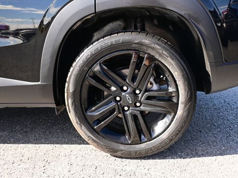 Used 2024 Chevrolet Trax ACTIV image 9