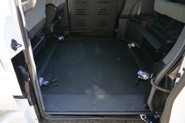 Used 2024 Toyota Sienna XLE w/ XLE Plus Package FWD image 13