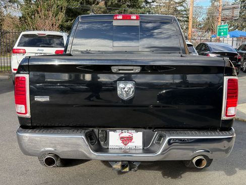 Used 2014 RAM 1500 Laramie w/ Convenience Group image 7