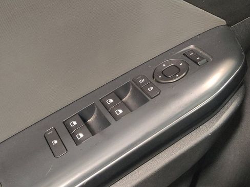 Used 2025 Kia K4 FWD image 27