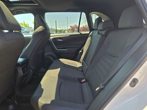 Used 2025 Toyota RAV4 SE w/ Convenience Package AWD/4WD image 17