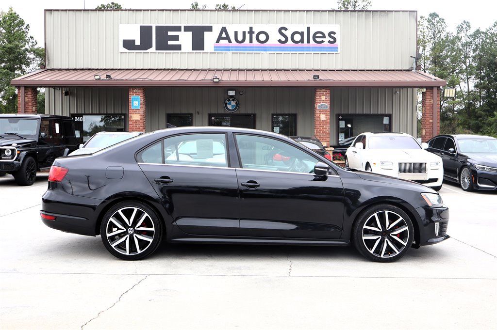 Used 2013 Volkswagen Jetta GLI Autobahn FWD image 8