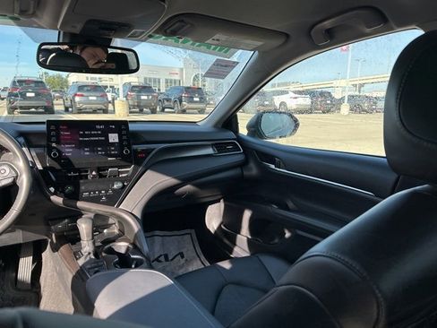 Used 2024 Toyota Camry XSE image 37