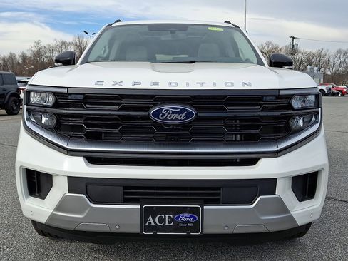 New 2026 Ford Expedition Max Platinum AWD/4WD image 9