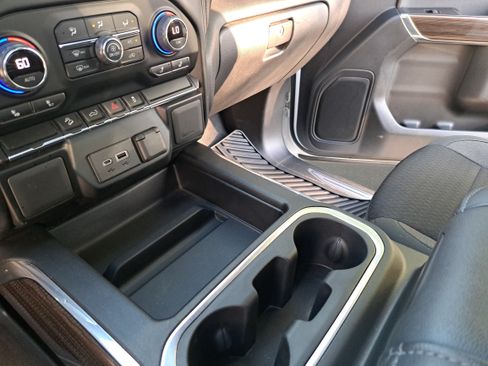 Used 2021 Chevrolet Silverado 1500 LT Trail Boss AWD/4WD image 21