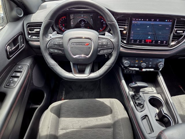 Certified 2024 Dodge Durango R/T w/ Blacktop Package RWD image 16