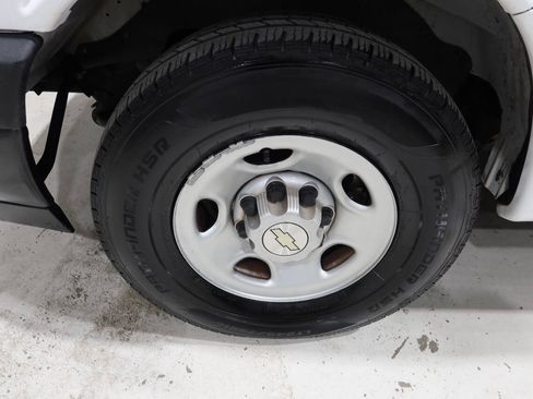 Used 2021 Chevrolet Express 2500 RWD image 10