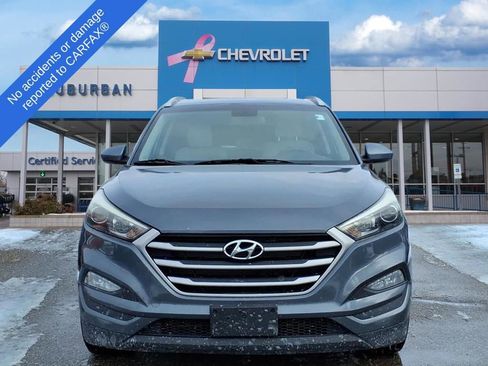 Used 2018 Hyundai Tucson SEL image 2