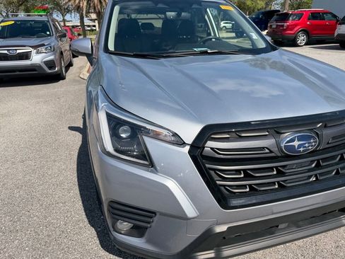 Used 2023 Subaru Forester Limited image 15