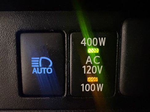 Used 2020 Toyota Tacoma TRD Sport image 9