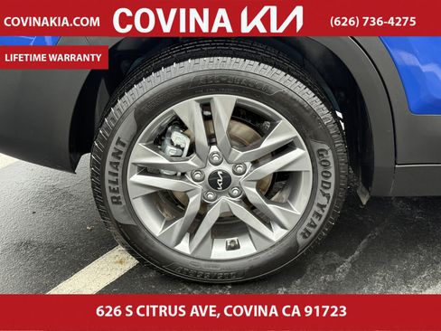 Certified 2022 Kia Seltos LX image 10