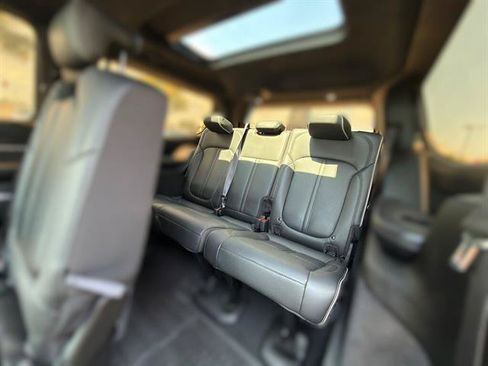 Used 2024 Jeep Grand Wagoneer Series II Obsidian w/ Quick Order Packagew 28T AWD/4WD image 12