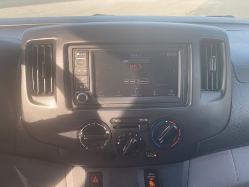 Used 2020 Nissan NV200 S FWD image 14