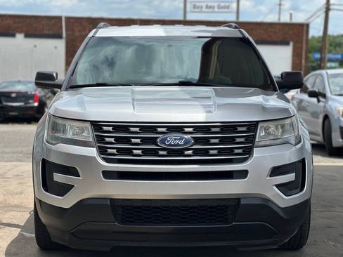Used 2016 Ford Explorer FWD image 4