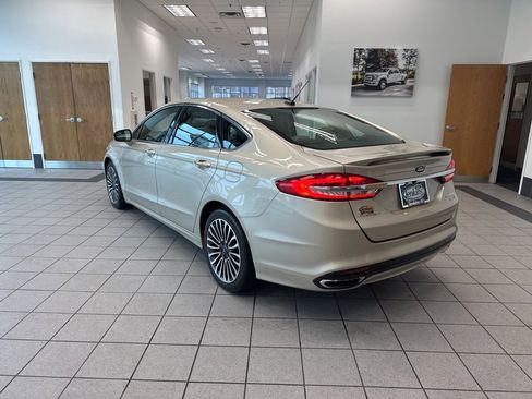 Used 2018 Ford Fusion Titanium image 15