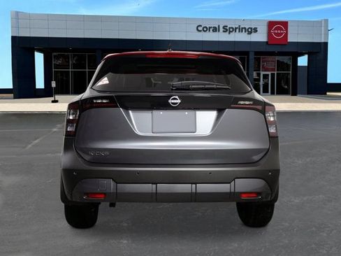 New 2026 Nissan Kicks SV w/ SV Premium Package FWD image 4