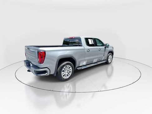 Used 2025 GMC Sierra 1500 Denali w/ Technology Package AWD/4WD image 8