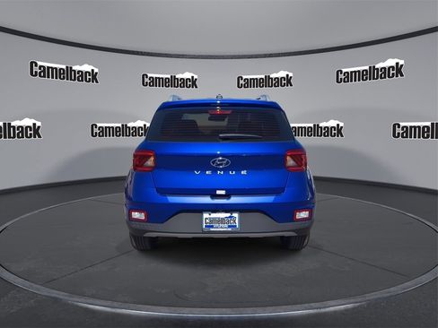 New 2025 Hyundai Venue Limited image 6