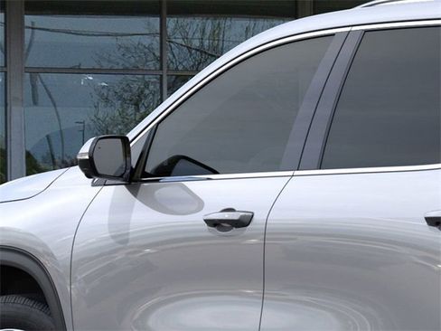 New 2026 Buick Enclave Preferred w/ LPO, Floor Liner Package image 12