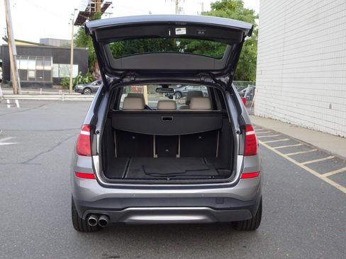Used 2017 BMW X3 xDrive28i AWD/4WD image 7