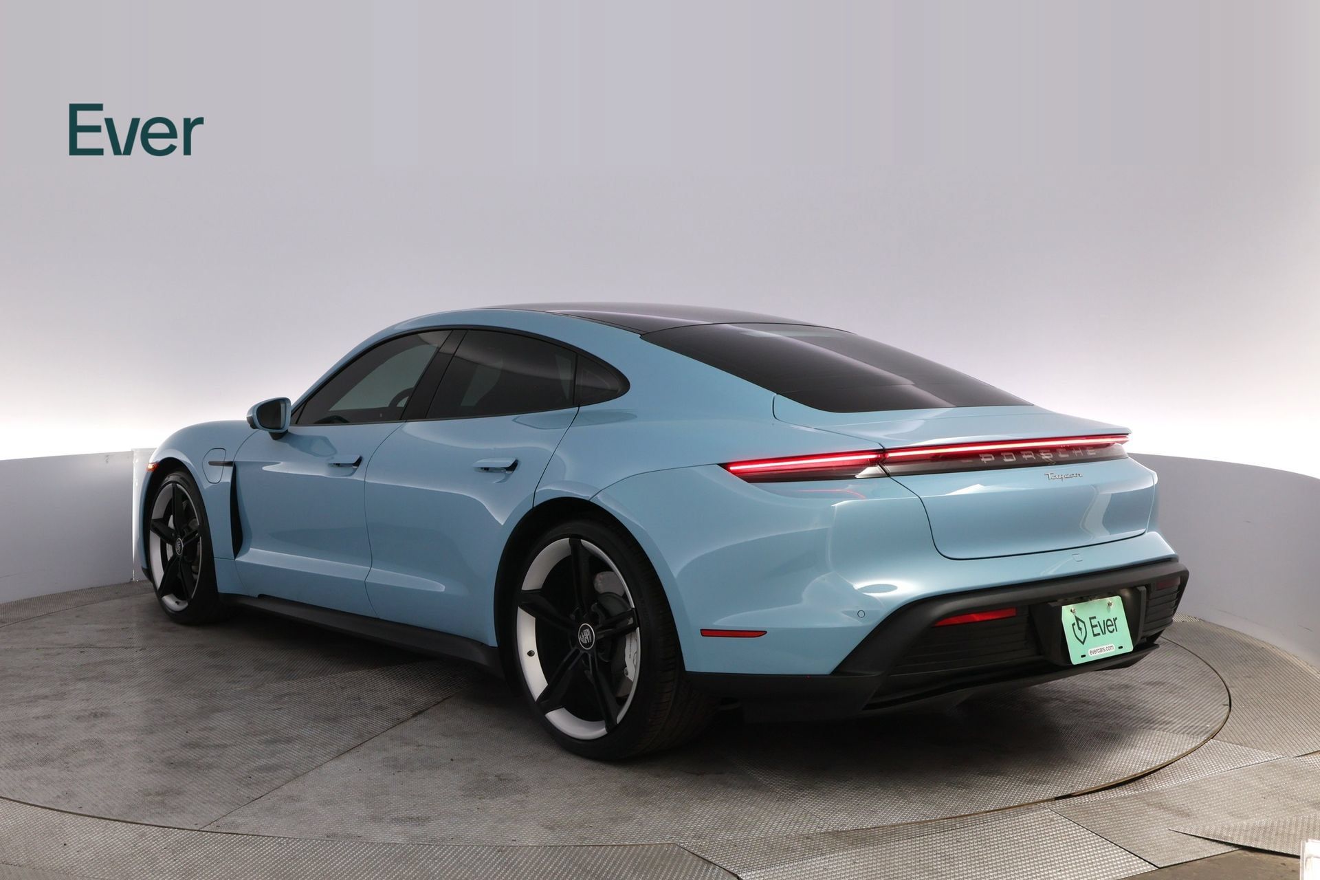 Used 2023 Porsche Taycan RWD image 17