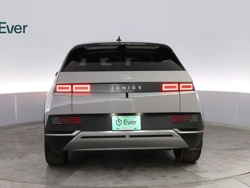 Used 2023 Hyundai Ioniq 5 SEL image 15