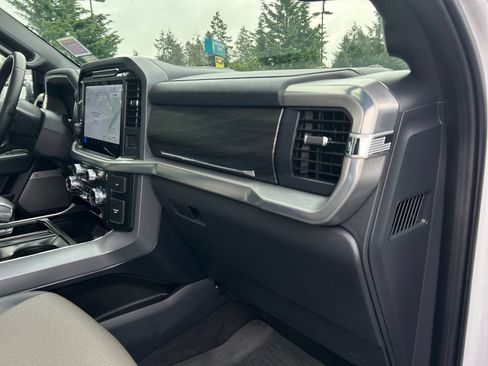 Used 2025 Ford F150 Lariat w/ FX4 Off-Road Package AWD/4WD image 27