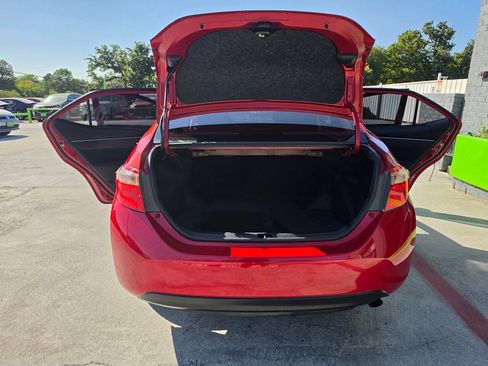 Used 2017 Toyota Corolla LE FWD image 25