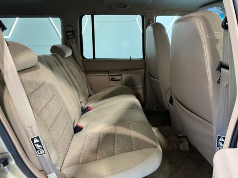 Used 1999 Ford Explorer 4WD 4-Door image 33
