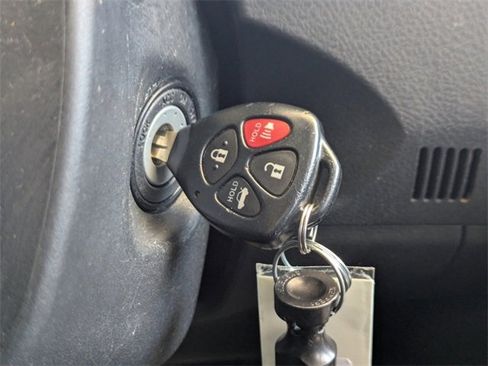 Used 2013 Toyota Corolla S image 29