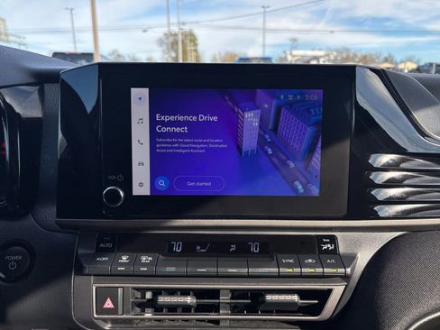 Used 2025 Toyota Camry XSE image 26