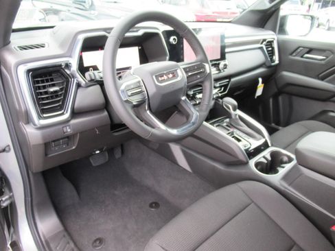 New 2026 GMC Canyon Elevation w/ Convenience Package RWD image 17