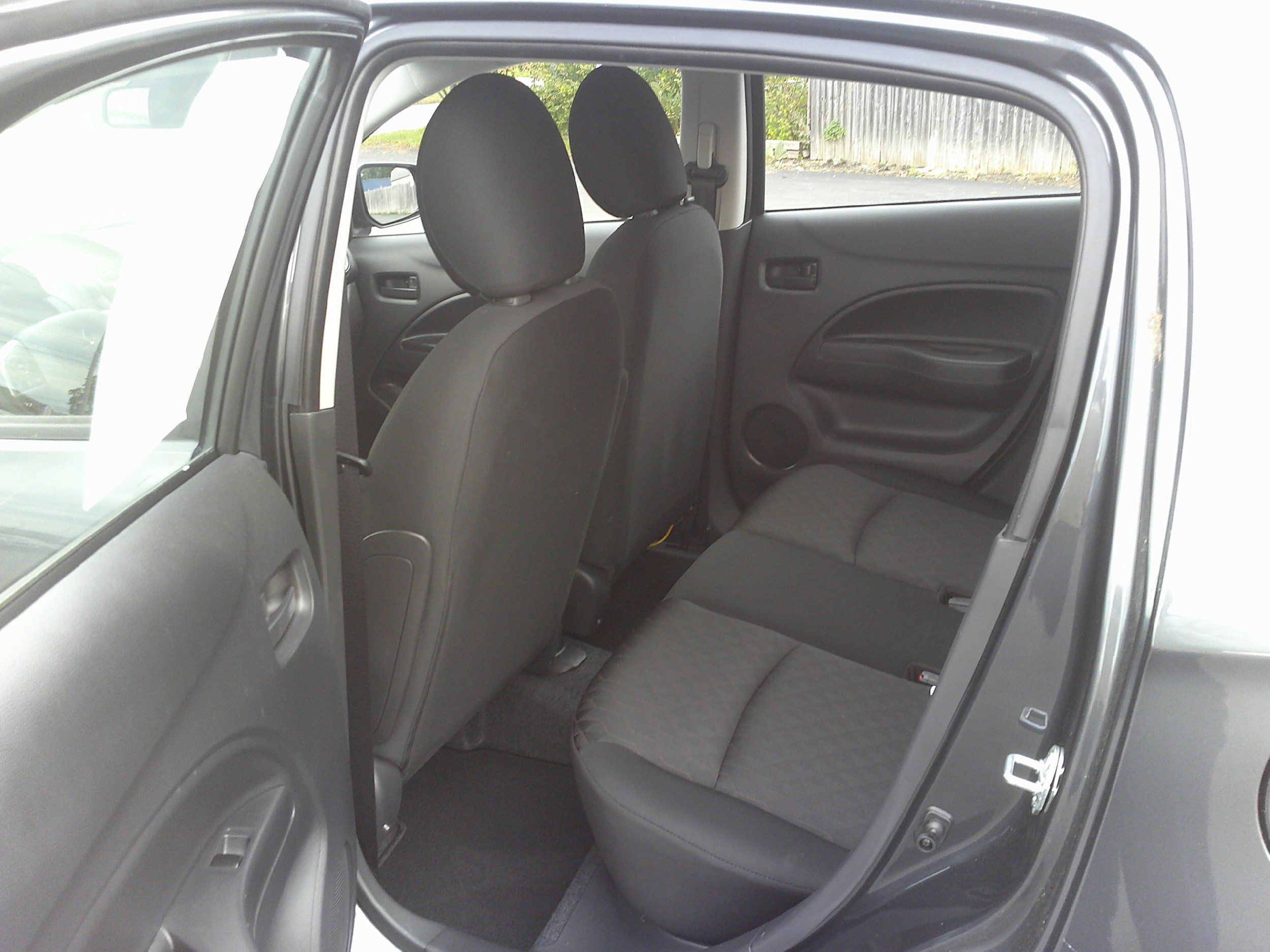 Used 2024 Mitsubishi Mirage ES FWD image 21