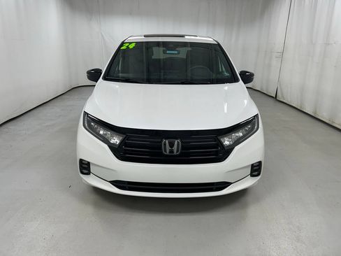 Certified 2024 Honda Odyssey Sport image 3