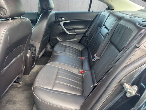 Used 2016 Buick Regal AWD image 17