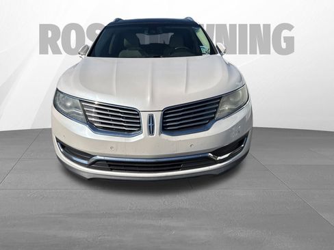 Used 2016 Lincoln MKX Reserve w/ Technology Package image 2
