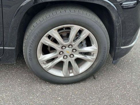 Used 2021 Chevrolet Traverse High Country image 9