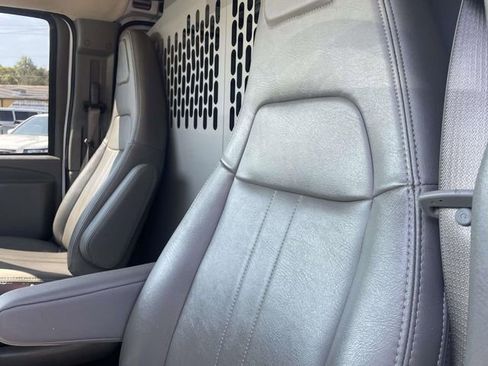 Used 2024 GMC Savana 2500 Extended image 13