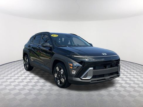 Used 2025 Hyundai Kona SEL image 4